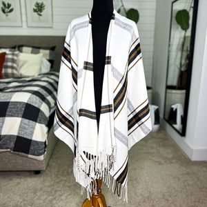 Forever 21 White Black Brown NWT Woven Knit Shawl Wrap Scarf Cape